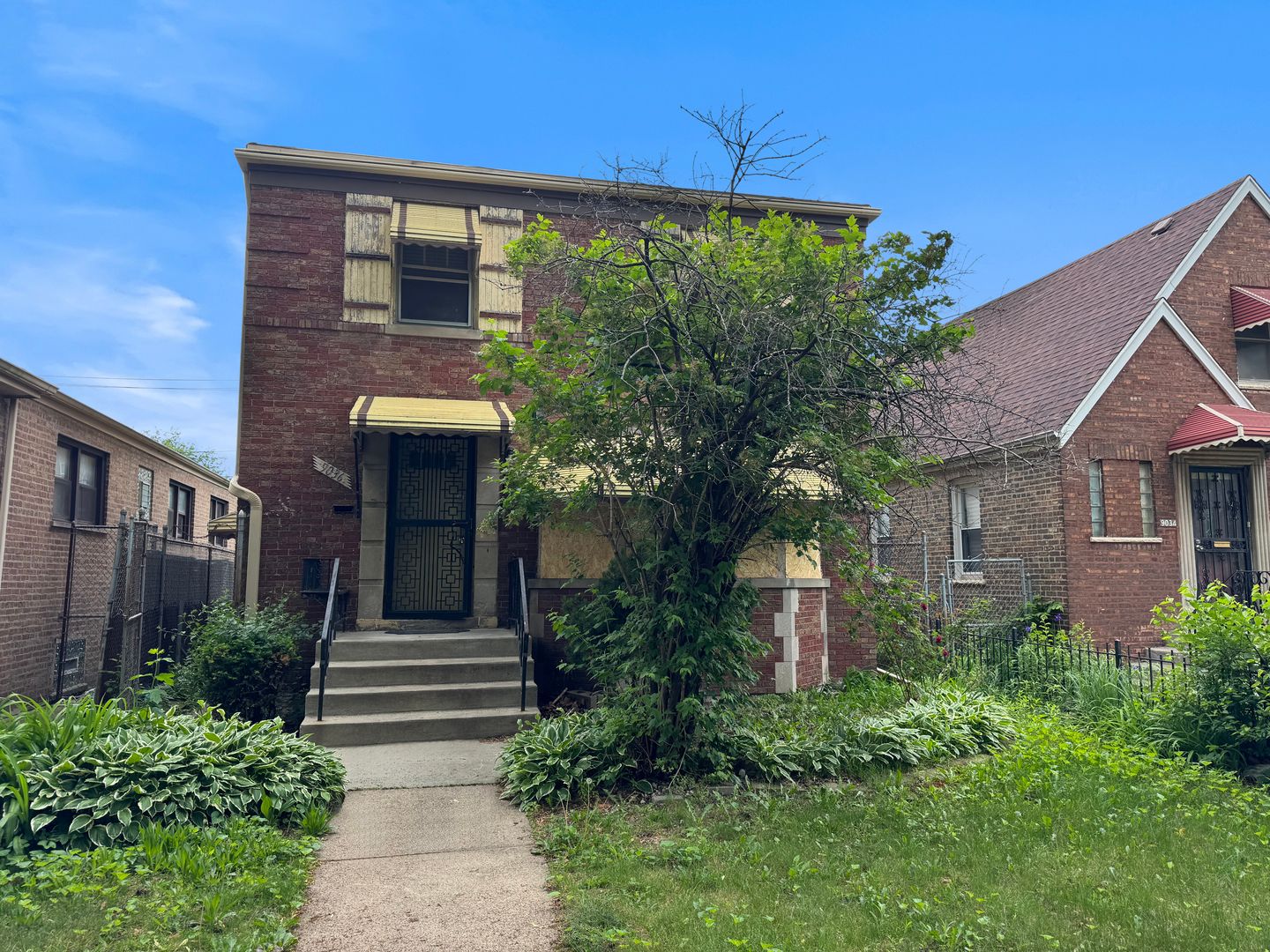 9036 S Harper Avenue — Chicago, IL 60619