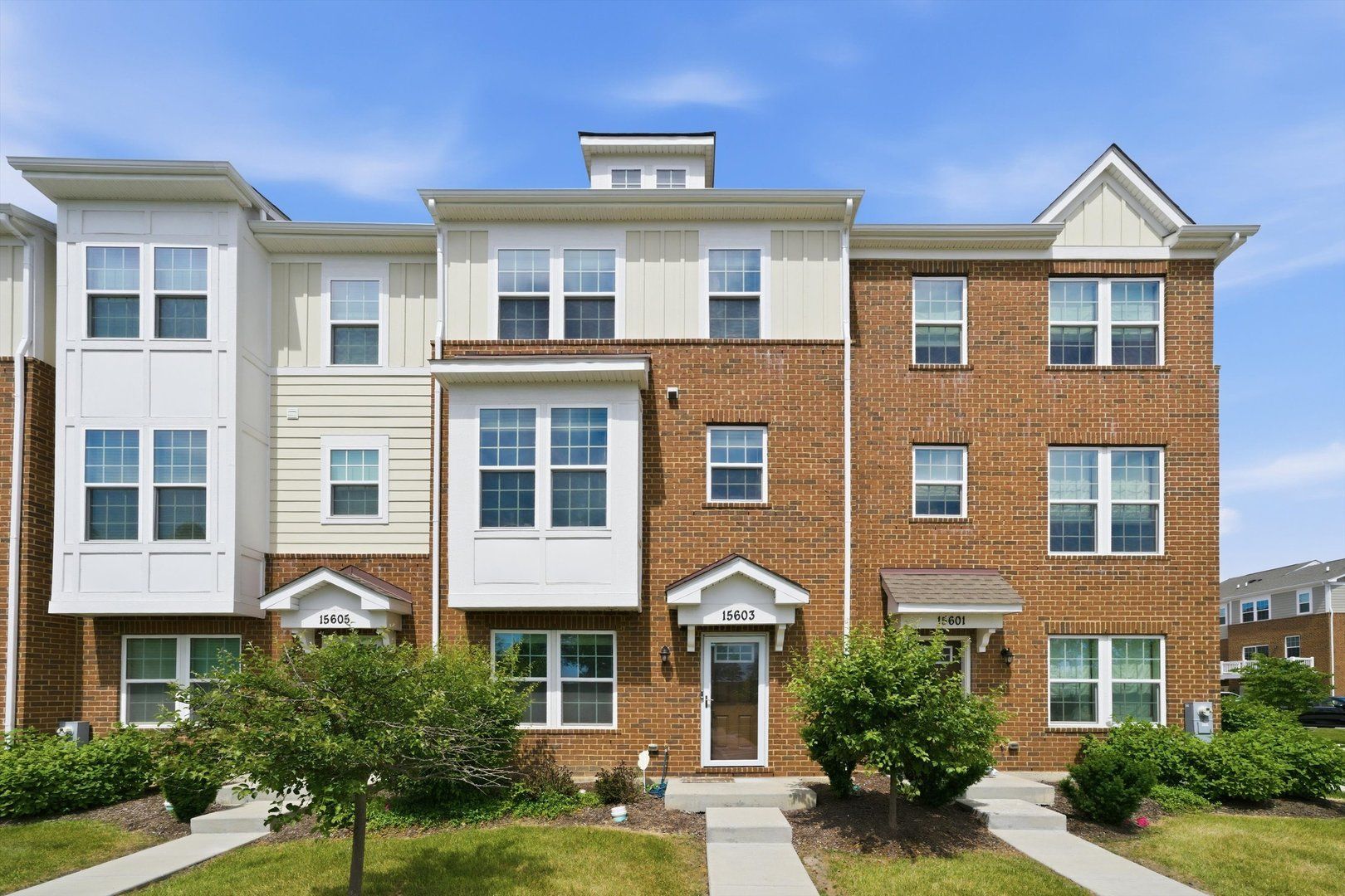 15603 Alice Mae Court — Orland Park, IL 60462