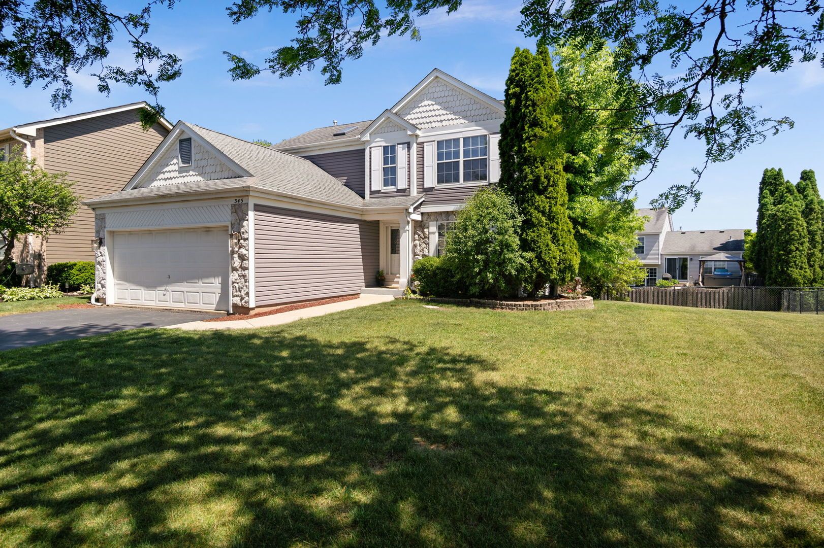 345 Mayfair Lane — South Elgin, IL 60177