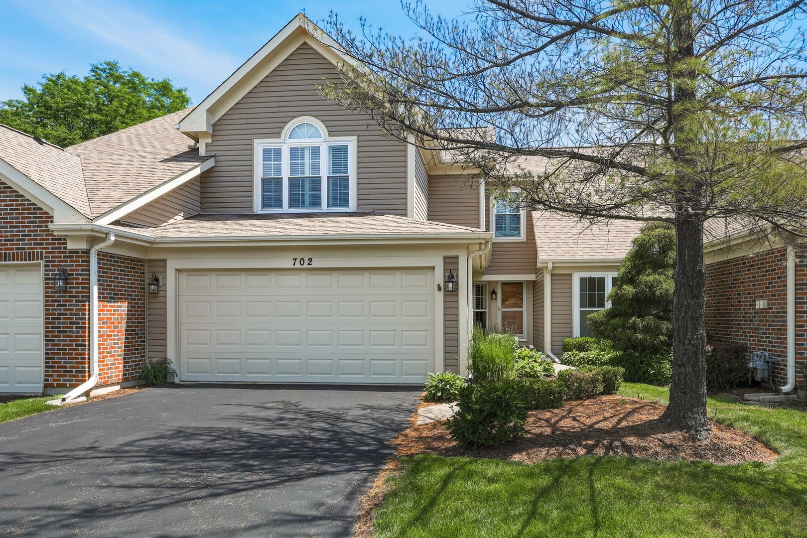 702 Clover Hill Court — Elk Grove Village, IL 60007