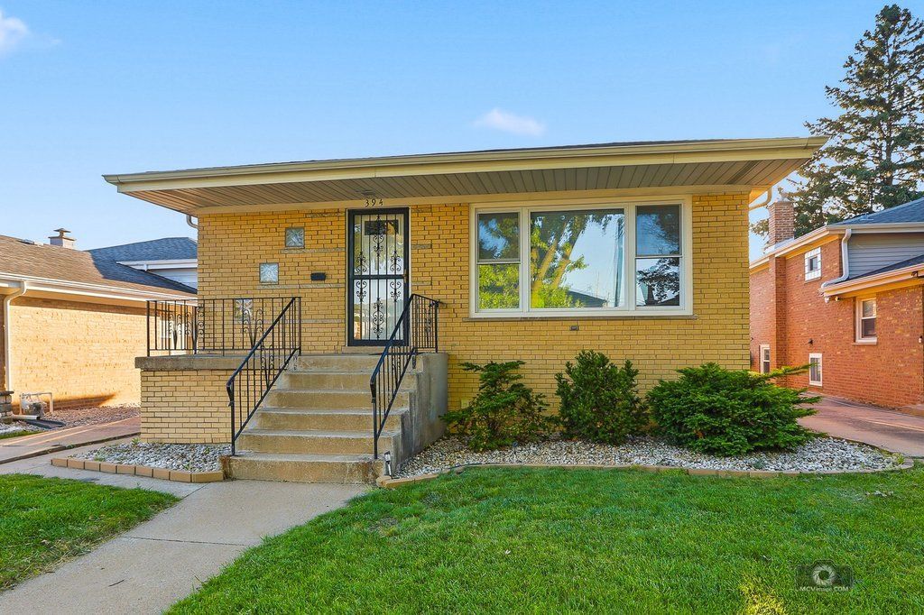 394 Calhoun Avenue — Calumet City, IL 60409