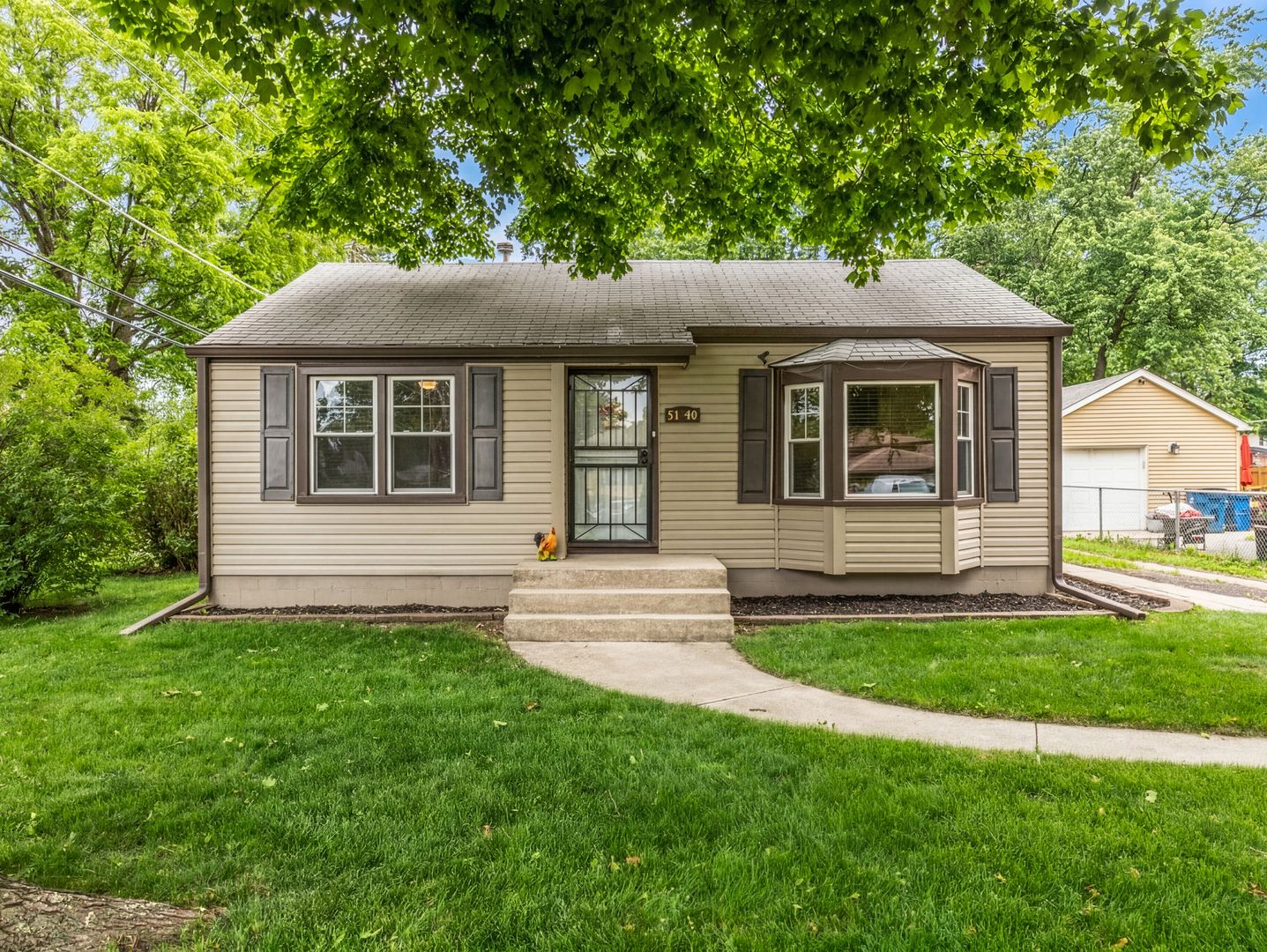5140 W 80th Place — Burbank, IL 60459