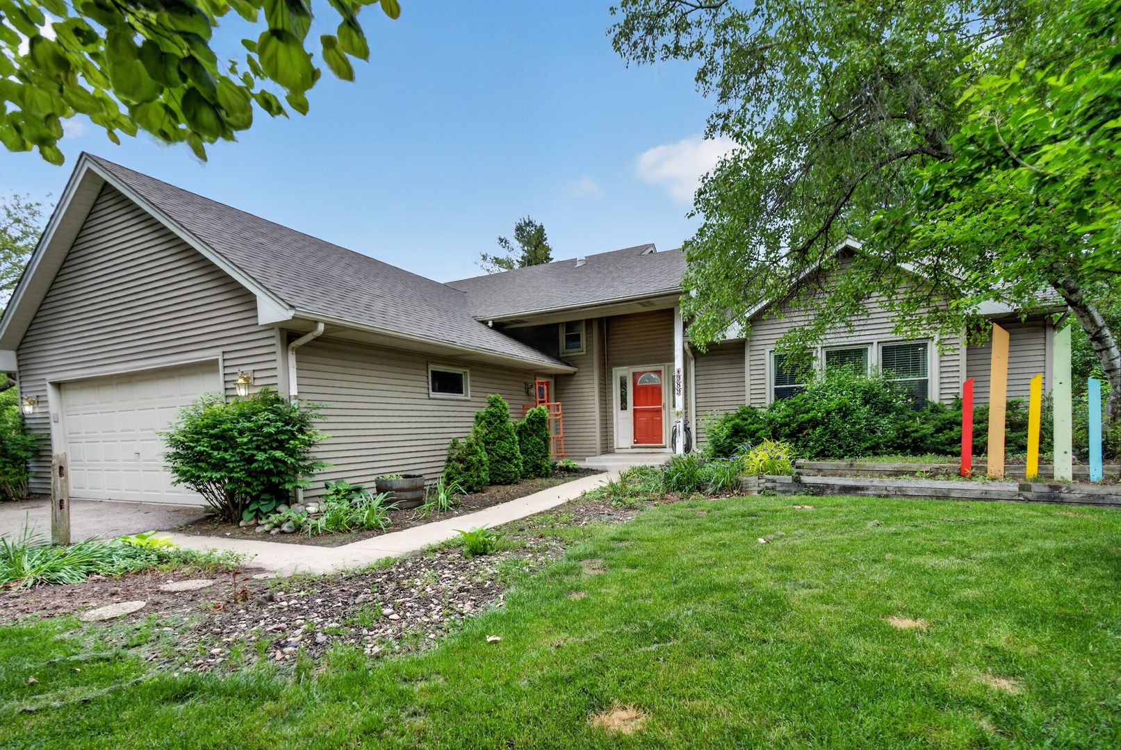 1389 Valayna Drive — Aurora, IL 60504