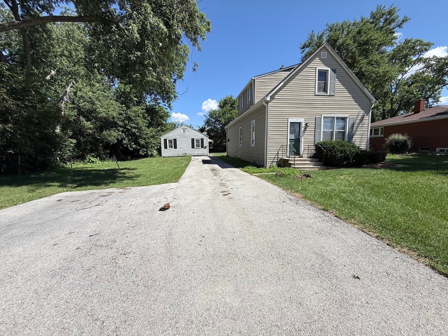 19 W 36th Place — Steger, IL 60475
