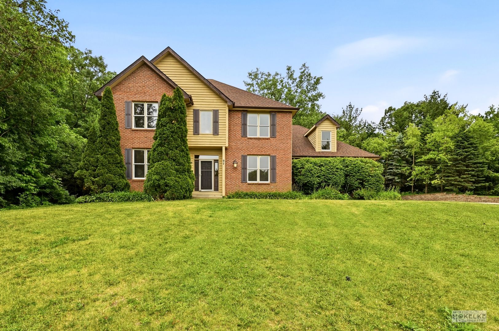97 Crooked Creek Drive — Yorkville, IL 60560