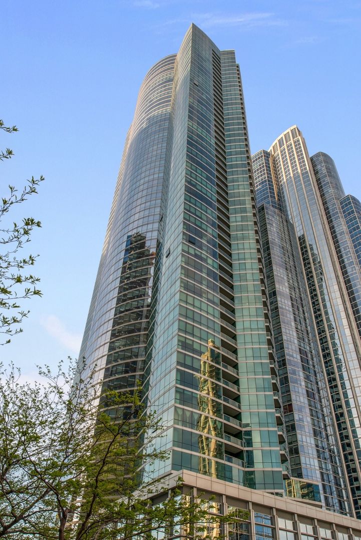 1201 S Prairie Avenue #3605 — Chicago, IL 60605