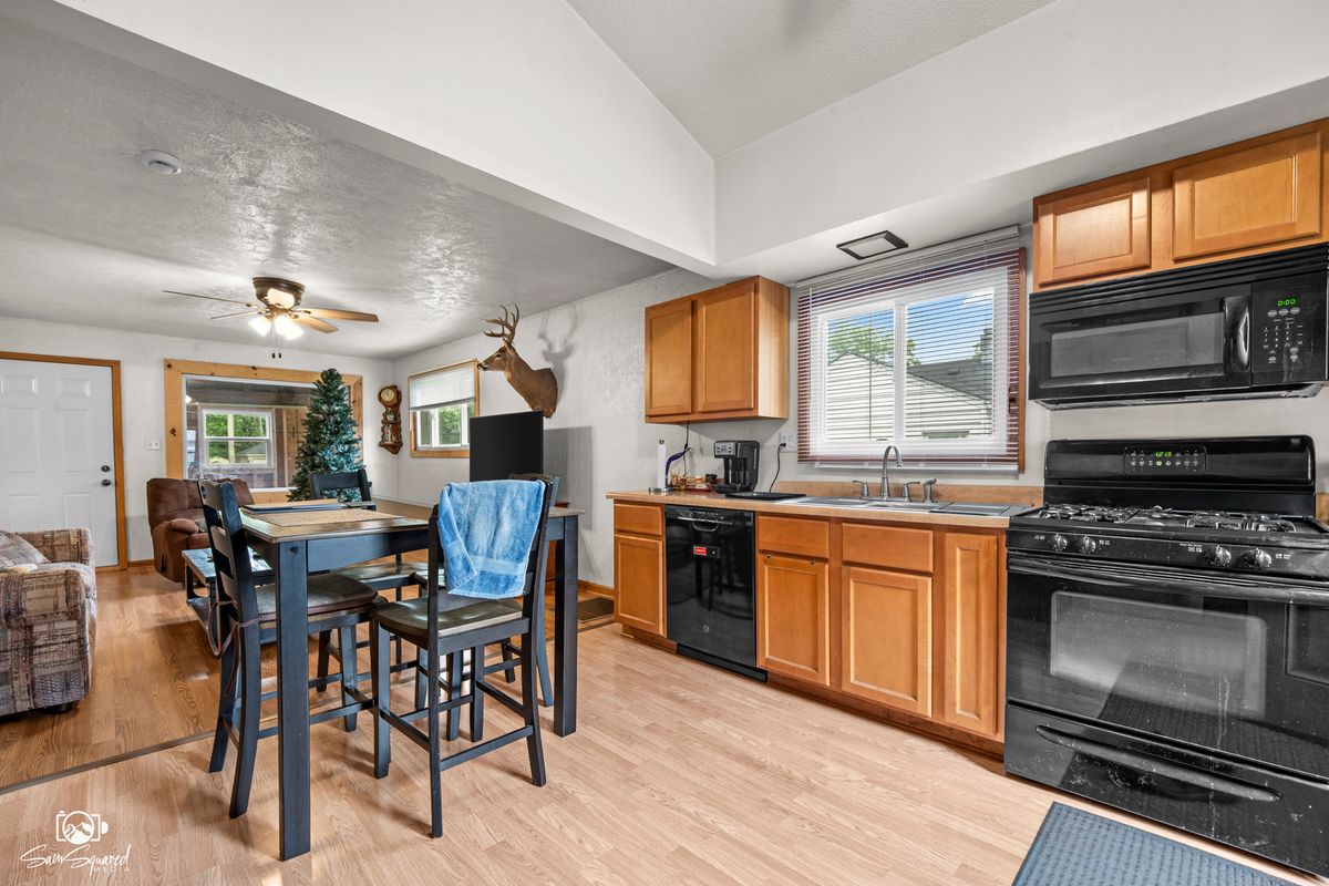 413 S May St, Joliet, IL 60436 — photo 5