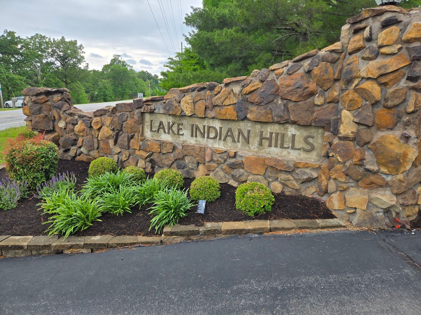 00 Lake Indian Hills Drive — Carbondale, IL 62901