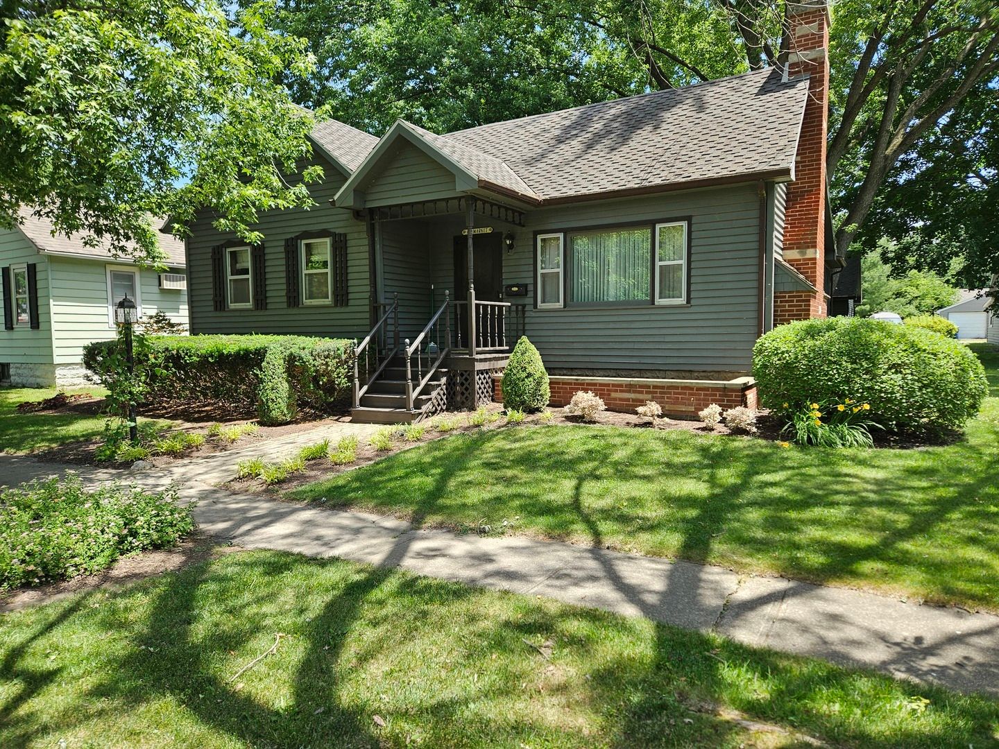 48 N Market Street — Momence, IL 60954