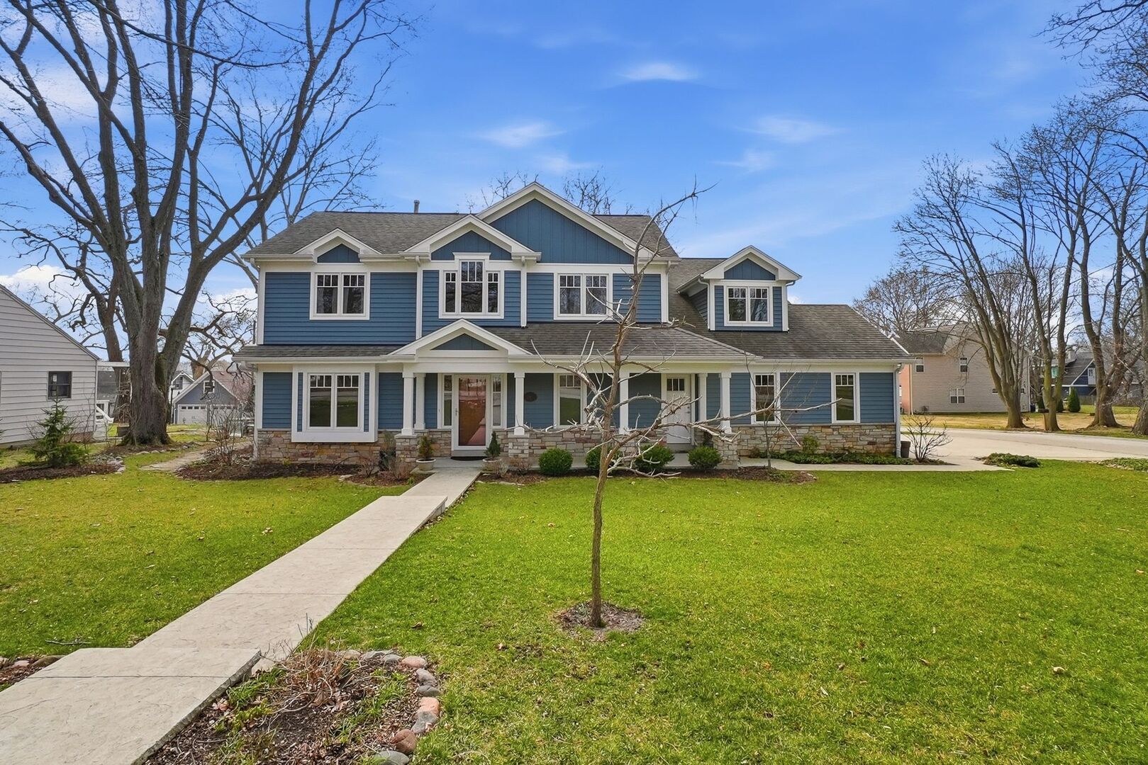 25817 W Cook Street — Wauconda, IL 60084