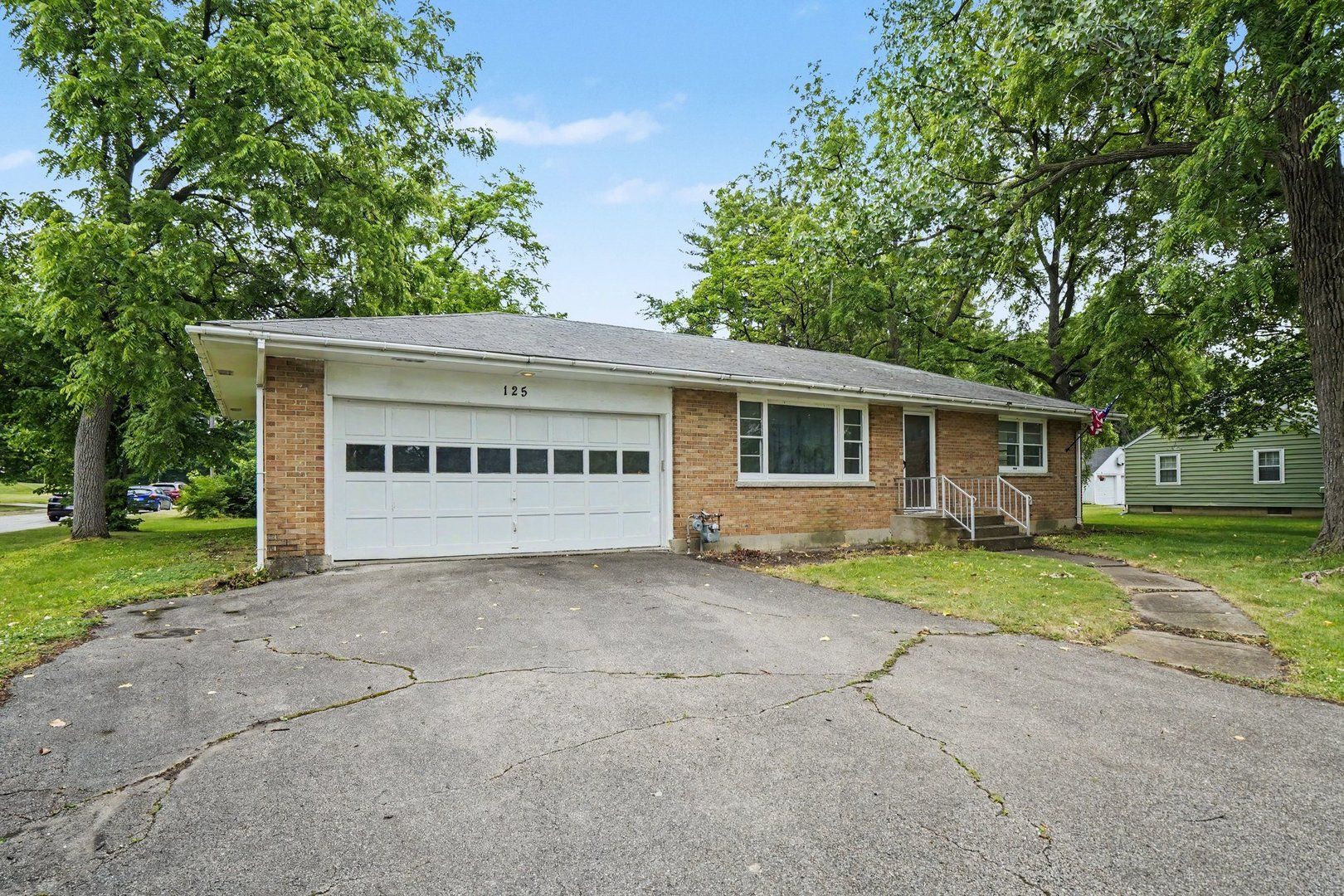 125 S River Road — North Aurora, IL 60542