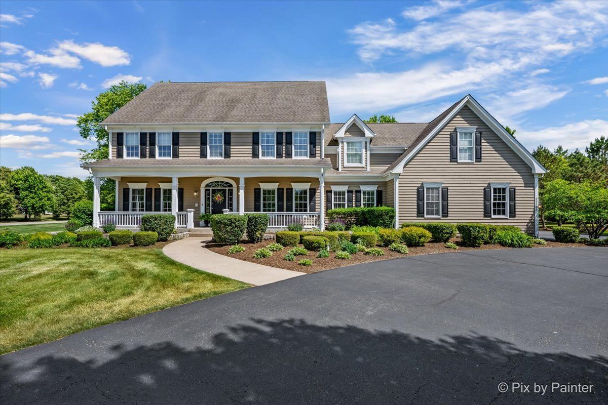 28359 W Harvest Glen Circle — Cary, IL 60013
