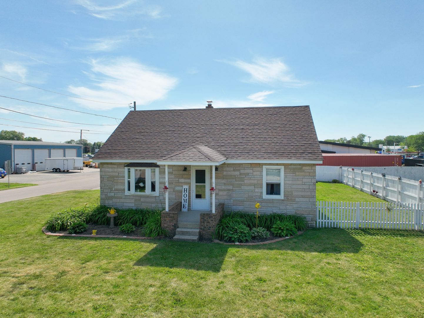 220 S 1st Street — Elburn, IL 60119