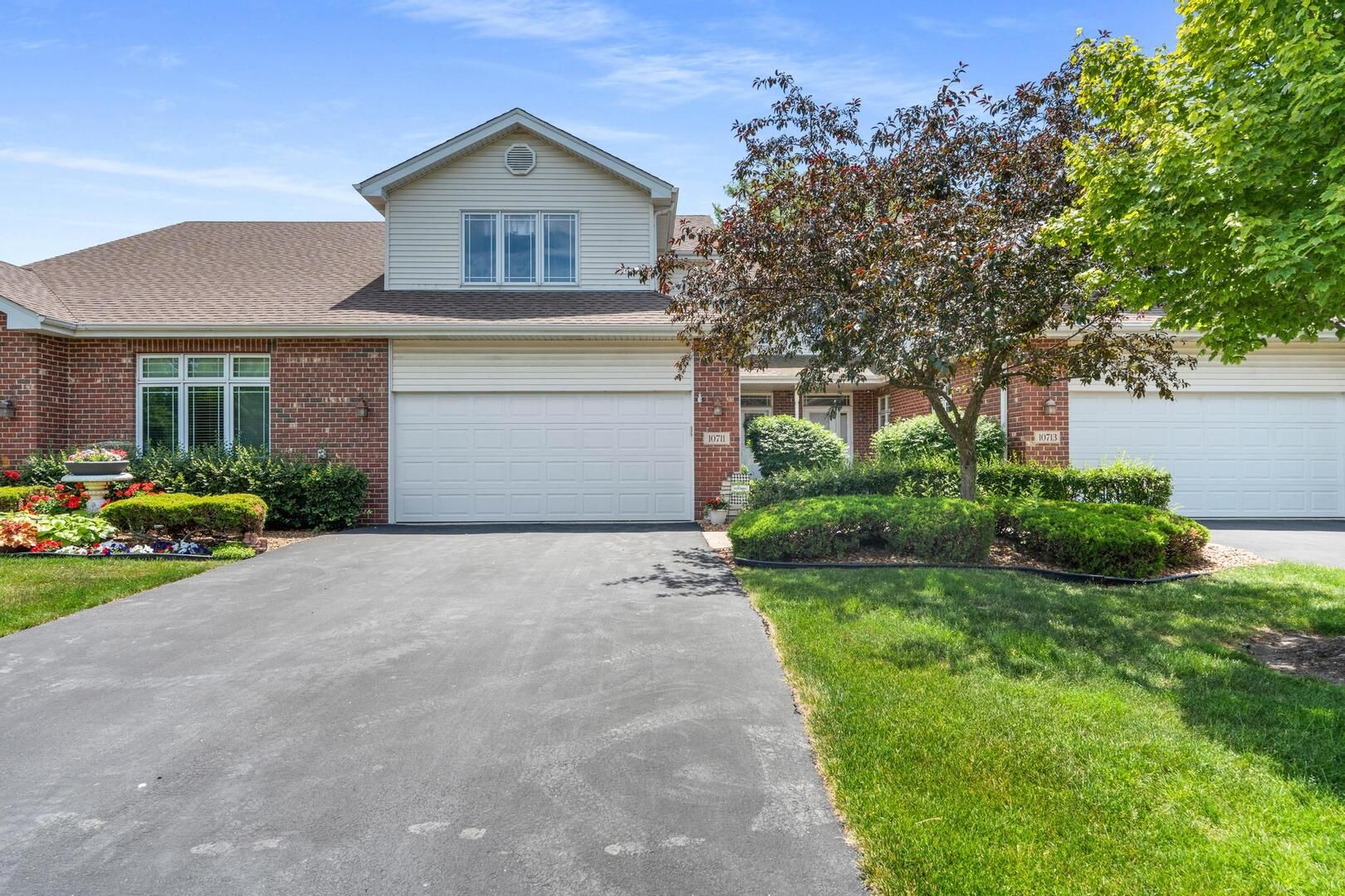 10711 Canterbury Drive — Mokena, IL 60448