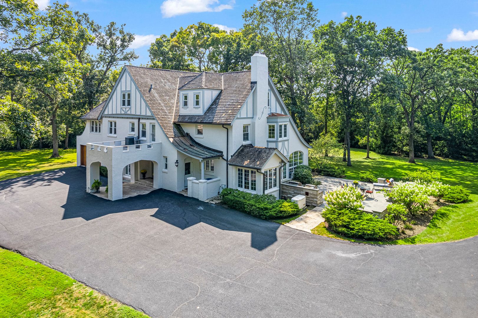 1755 Sunset Lane — Bannockburn, IL 60015