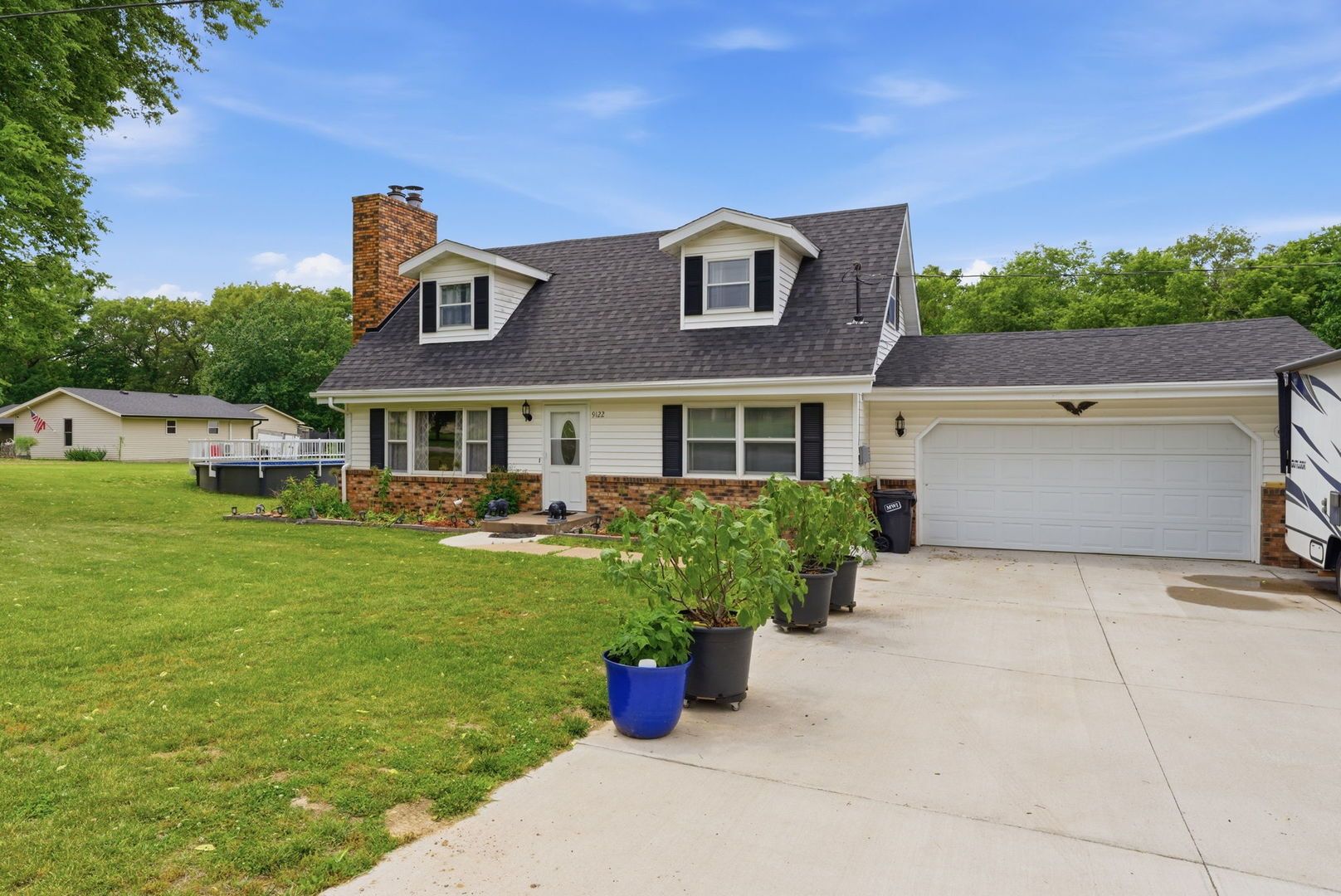 9122 141st Street West — Taylor Ridge, IL 61284