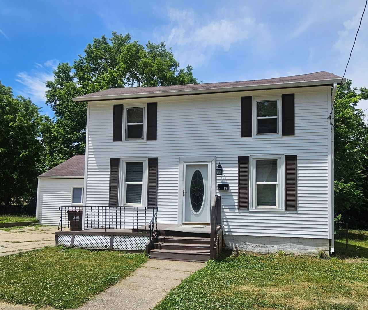 218 OAKWOOD Avenue — Rockford, IL 61101