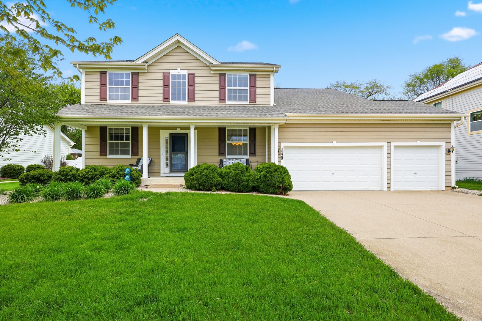 3328 Chase Lane — Elgin, IL 60124