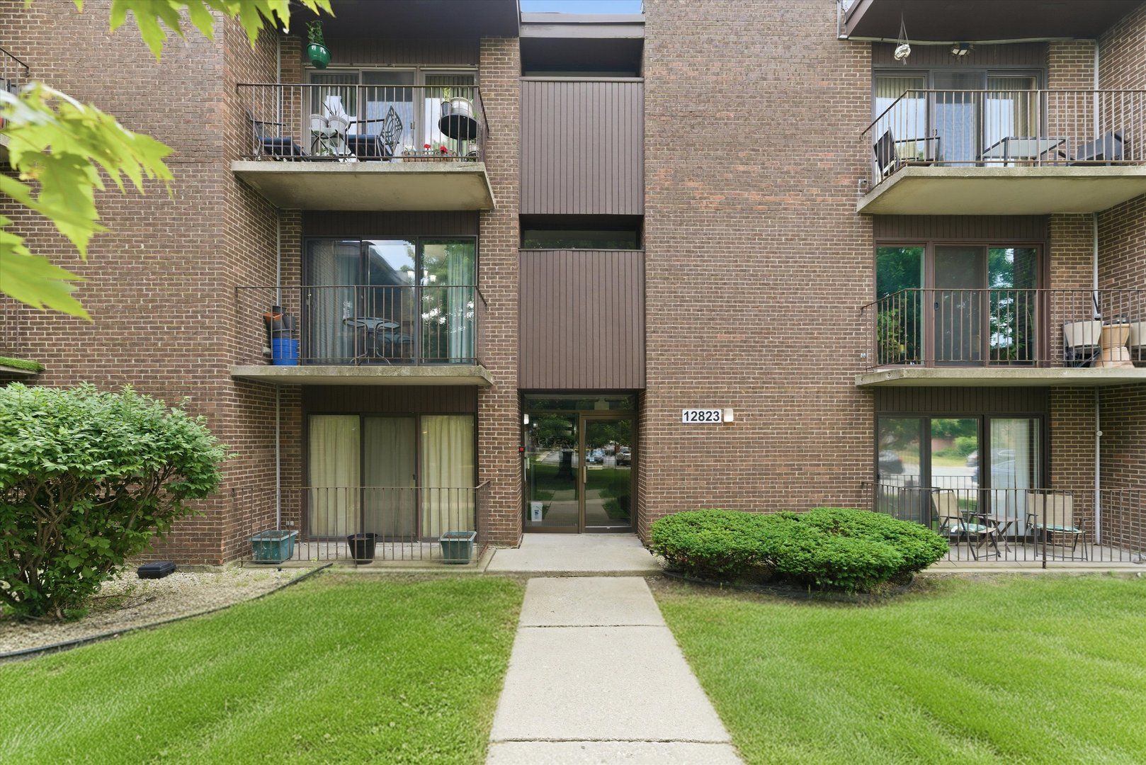 12823 S Kenneth Avenue #C3 — Alsip, IL 60803