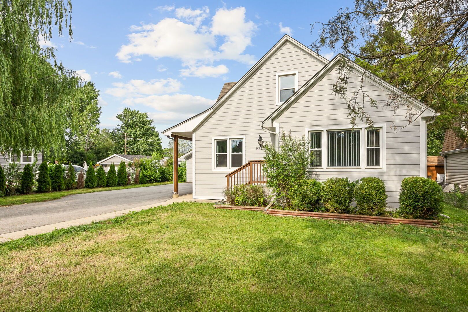 9725 Normandy Avenue — Oak Lawn, IL 60453