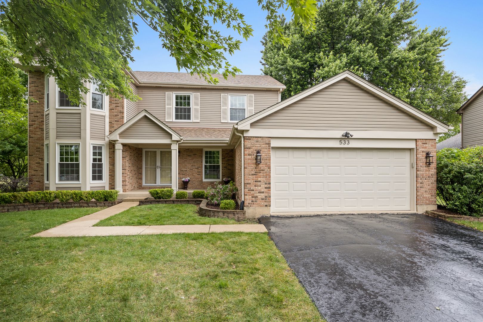 533 Springwood Lane — Bolingbrook, IL 60440