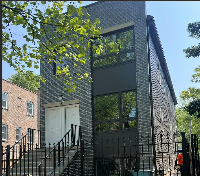 1051 N Springfield Avenue — Chicago, IL 60651