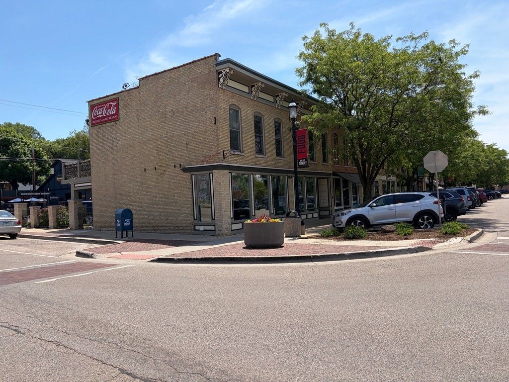 324 N River Street — Dundee, IL 60118