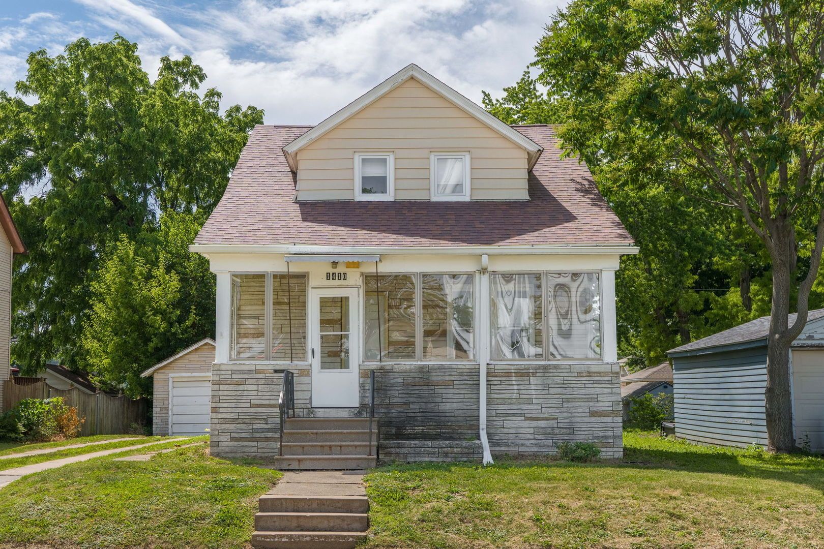 1410 36th Street — Rock Island, IL 61201