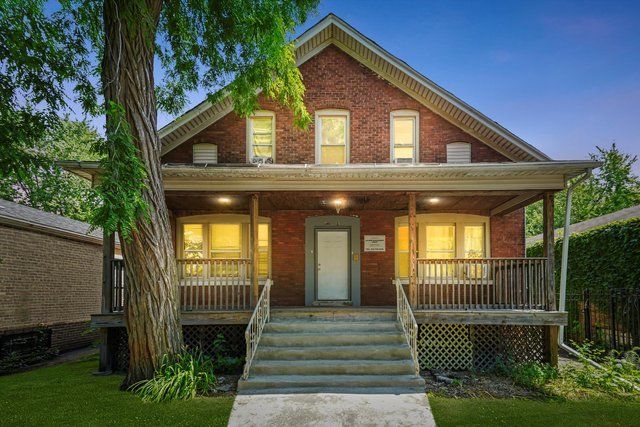 8239 S Colfax Avenue — Chicago, IL 60617