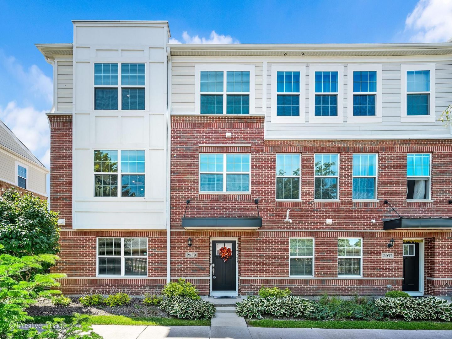 2939 REFLECTION Drive — Naperville, IL 60564