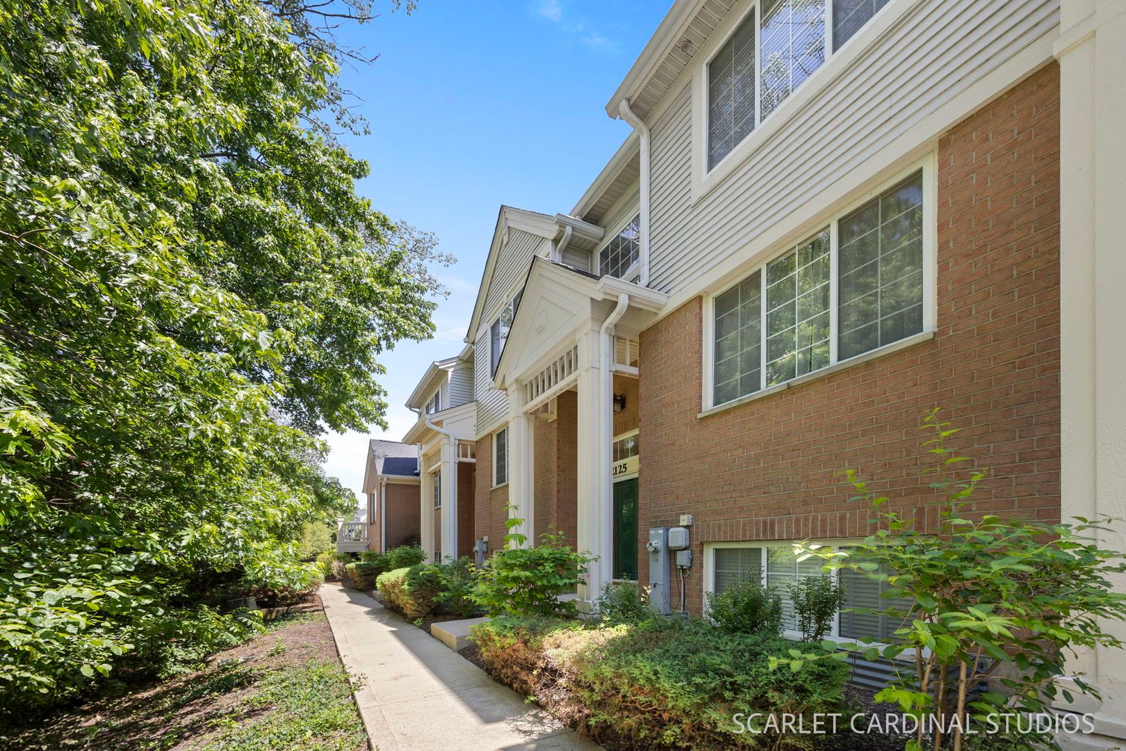 2125 W Concord Lane — Addison, IL 60101
