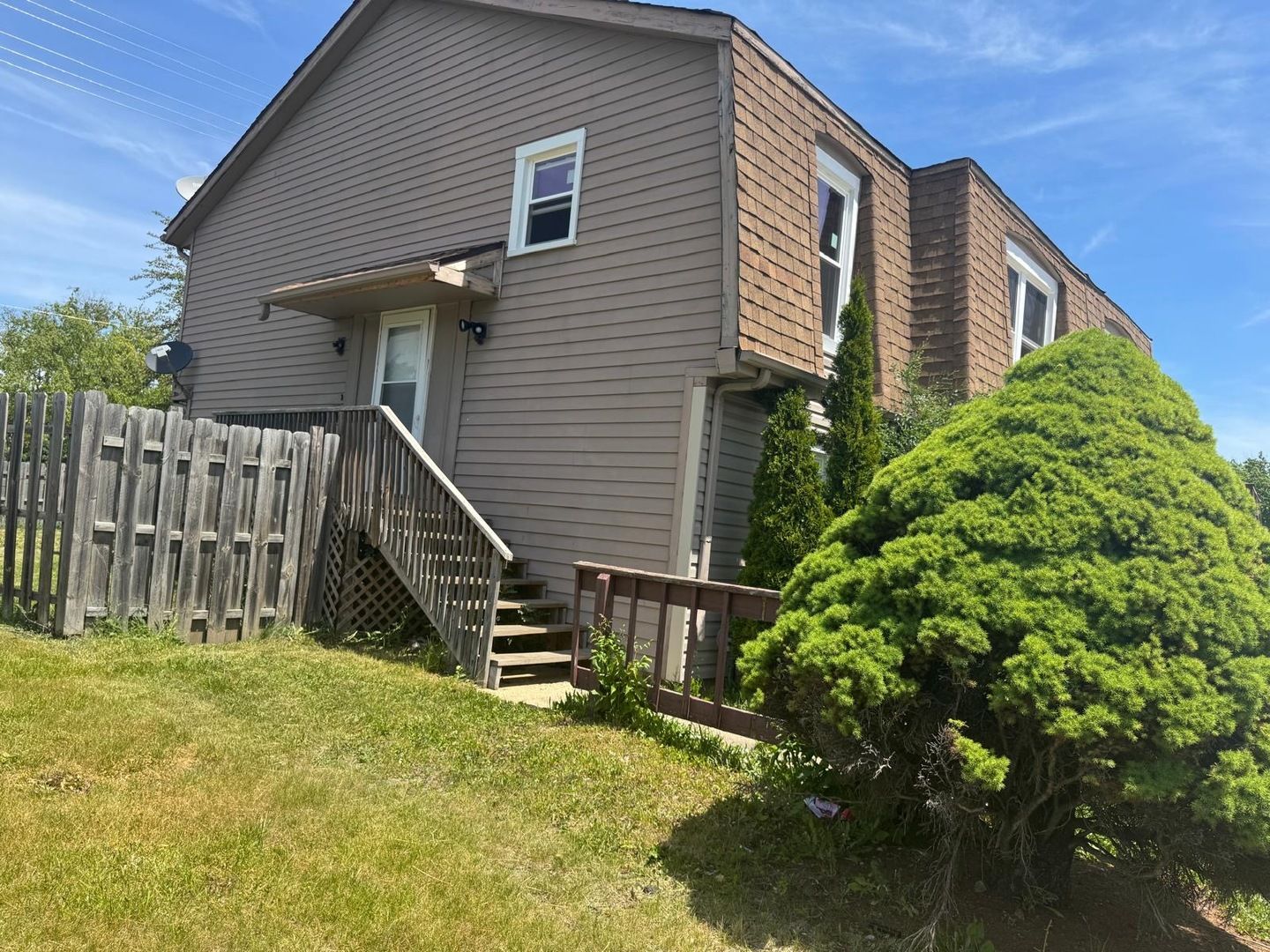 234 Juniper Lane — Bolingbrook, IL 60440