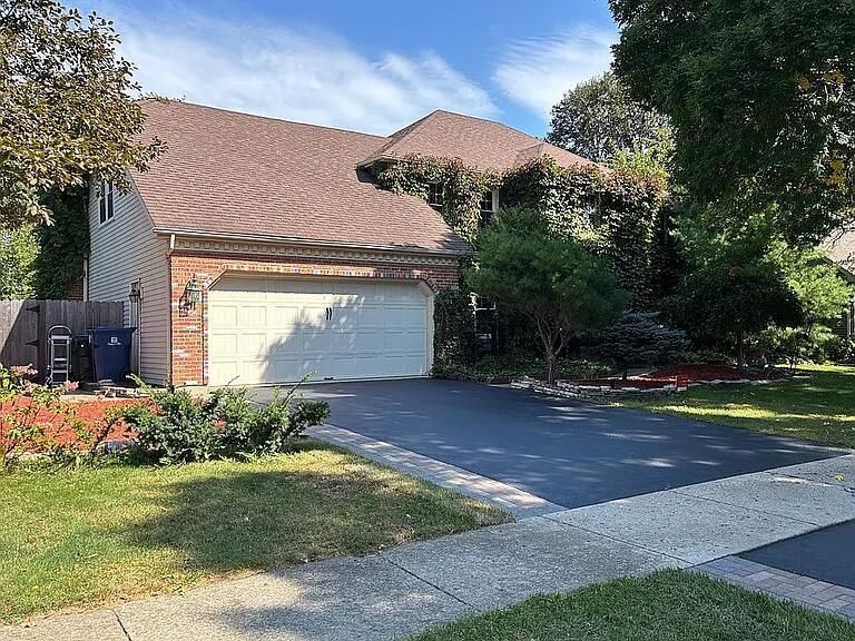 1369 Ginger Lane — Naperville, IL 60565