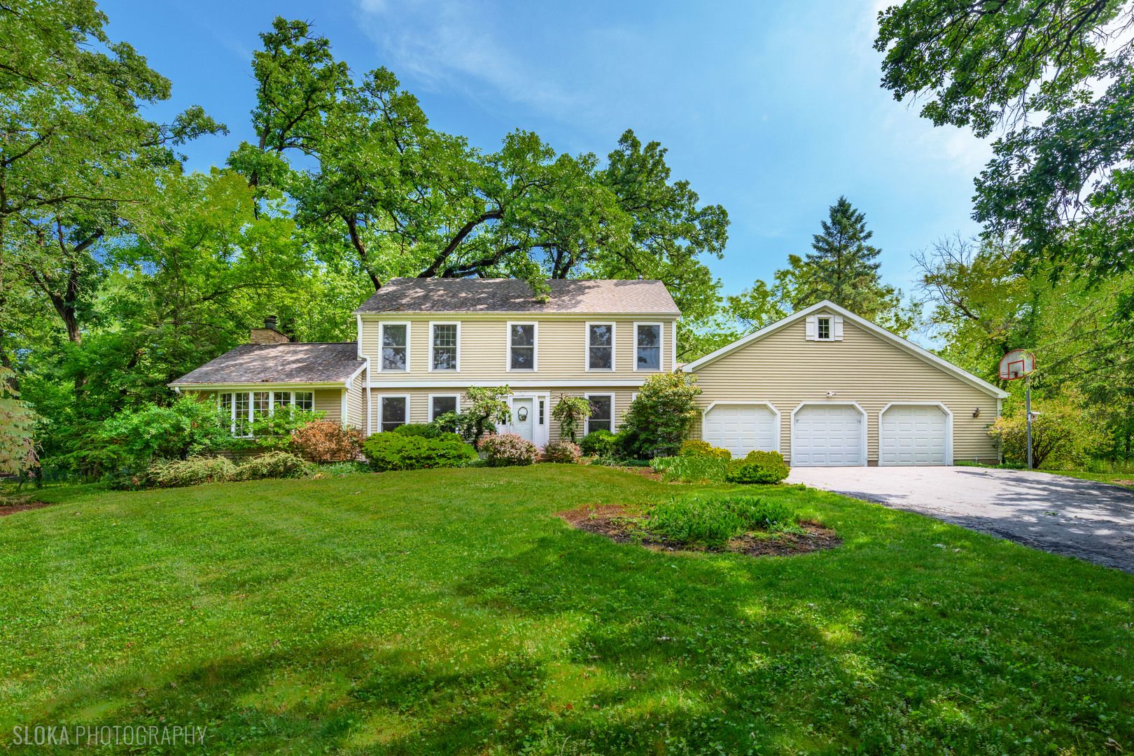 7108 Red Barn Road — Crystal Lake, IL 60012