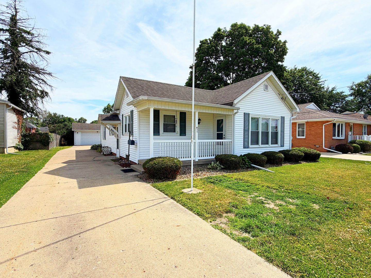 411 W Grant Street — Streator, IL 61364