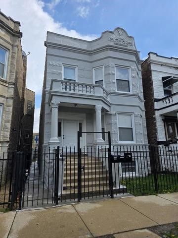 539 N Trumbull Avenue — Chicago, IL 60624