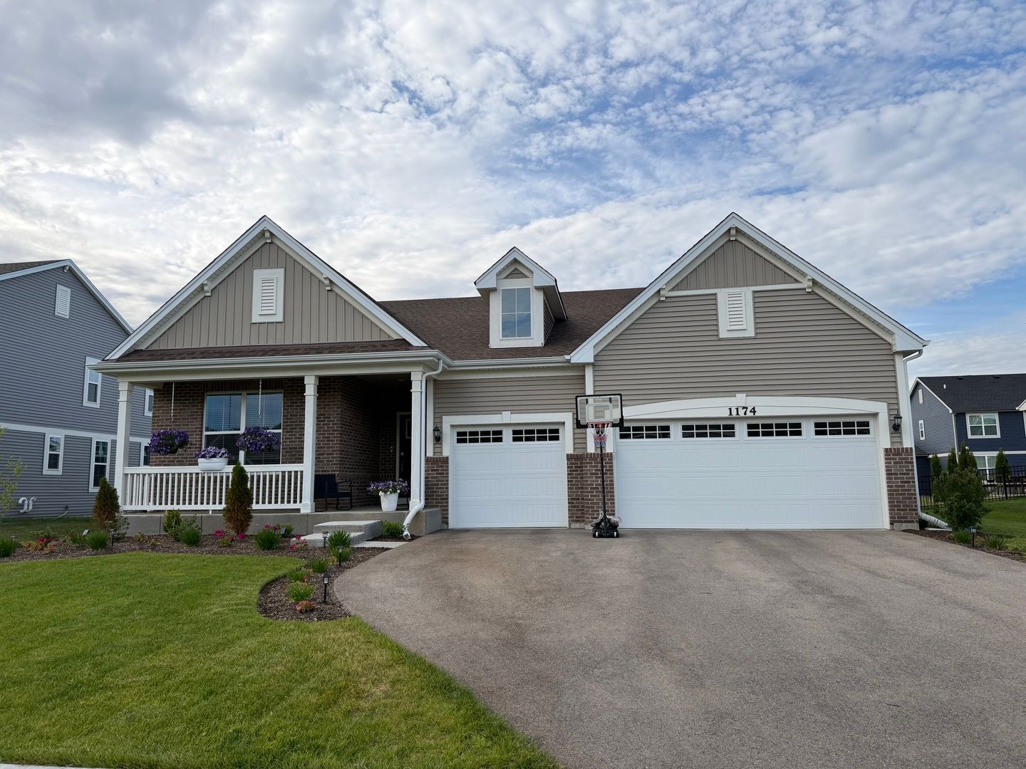 1174 Larswood Lane — Crystal Lake, IL 60012