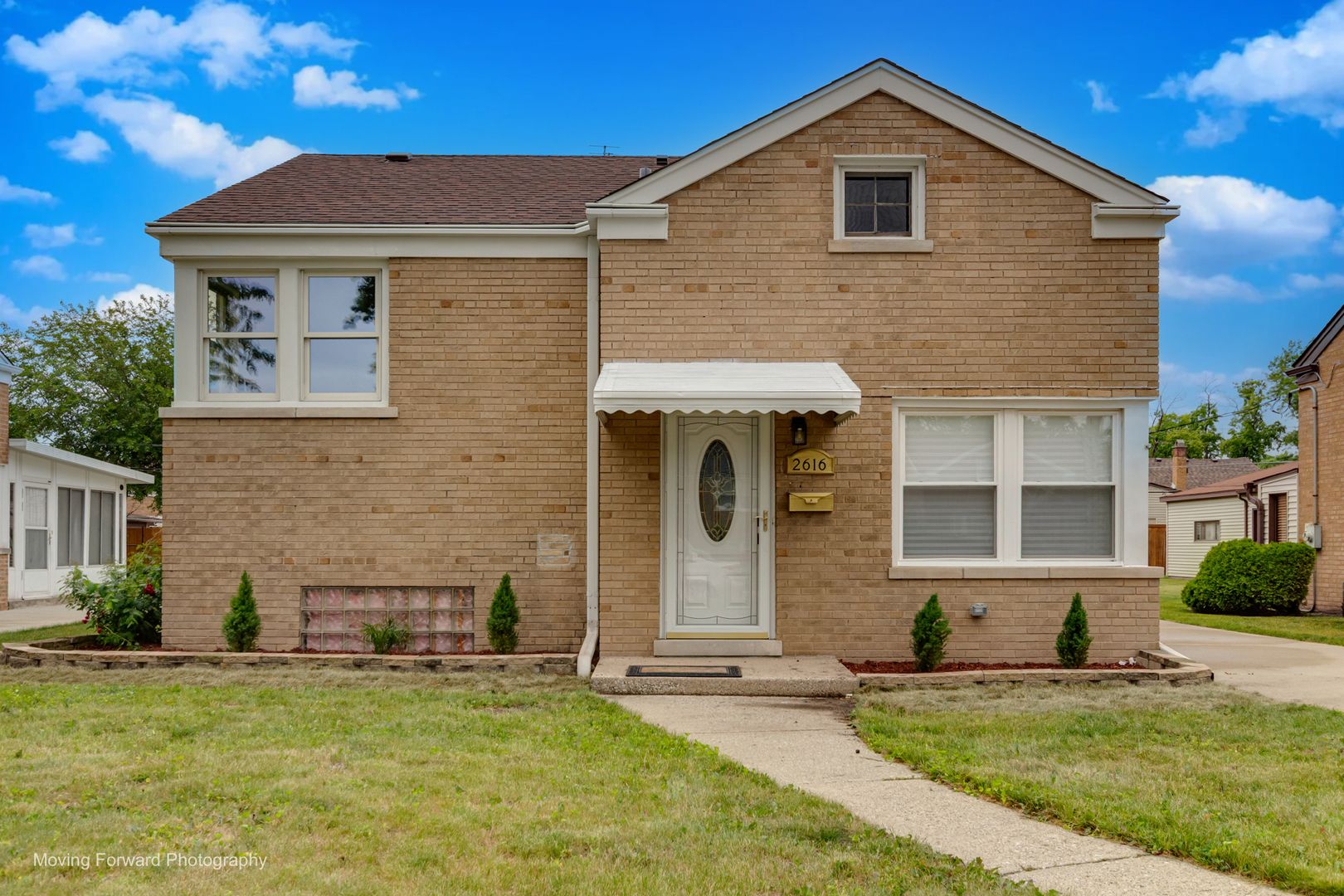 2616 S 11th Avenue — Broadview, IL 60155