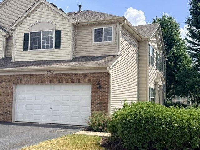 3740 Pope Court #740-4 — Plano, IL 60545