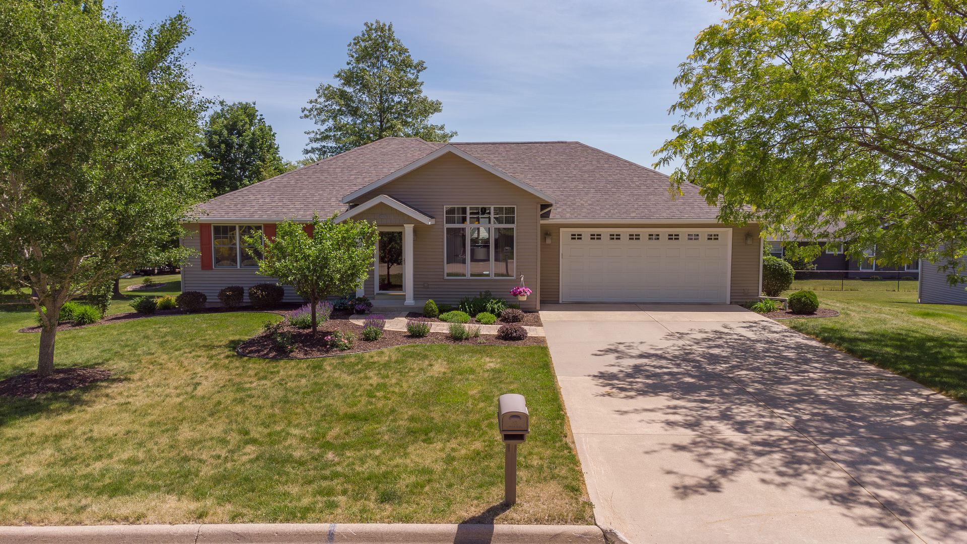 1021 Bertram Drive — Freeport, IL 61032