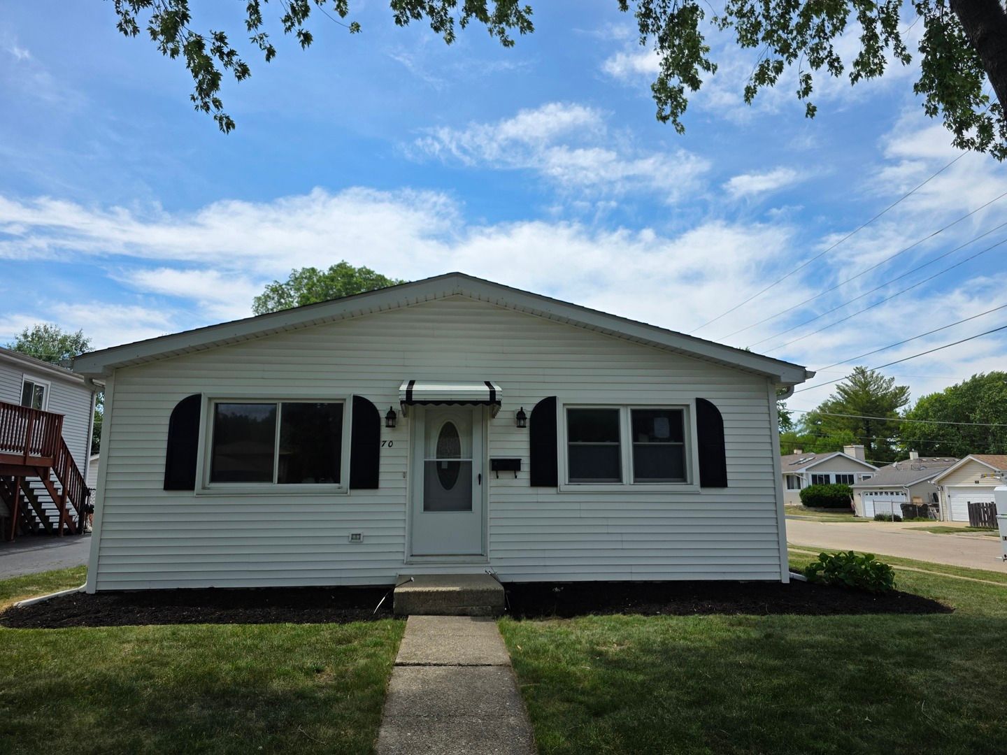 70 N Idlewild Avenue — Mundelein, IL 60060