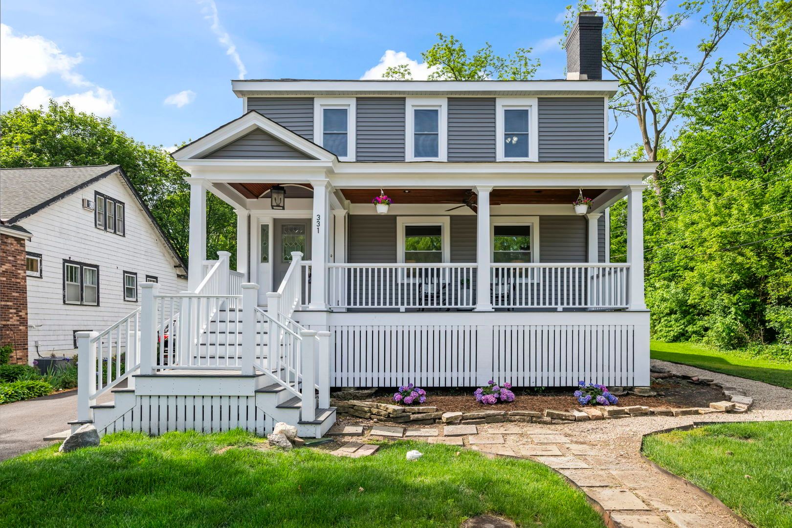 331 E Russell Street — Barrington, IL 60010