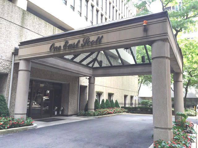 1 E SCOTT Street #707 — Chicago, IL 60610