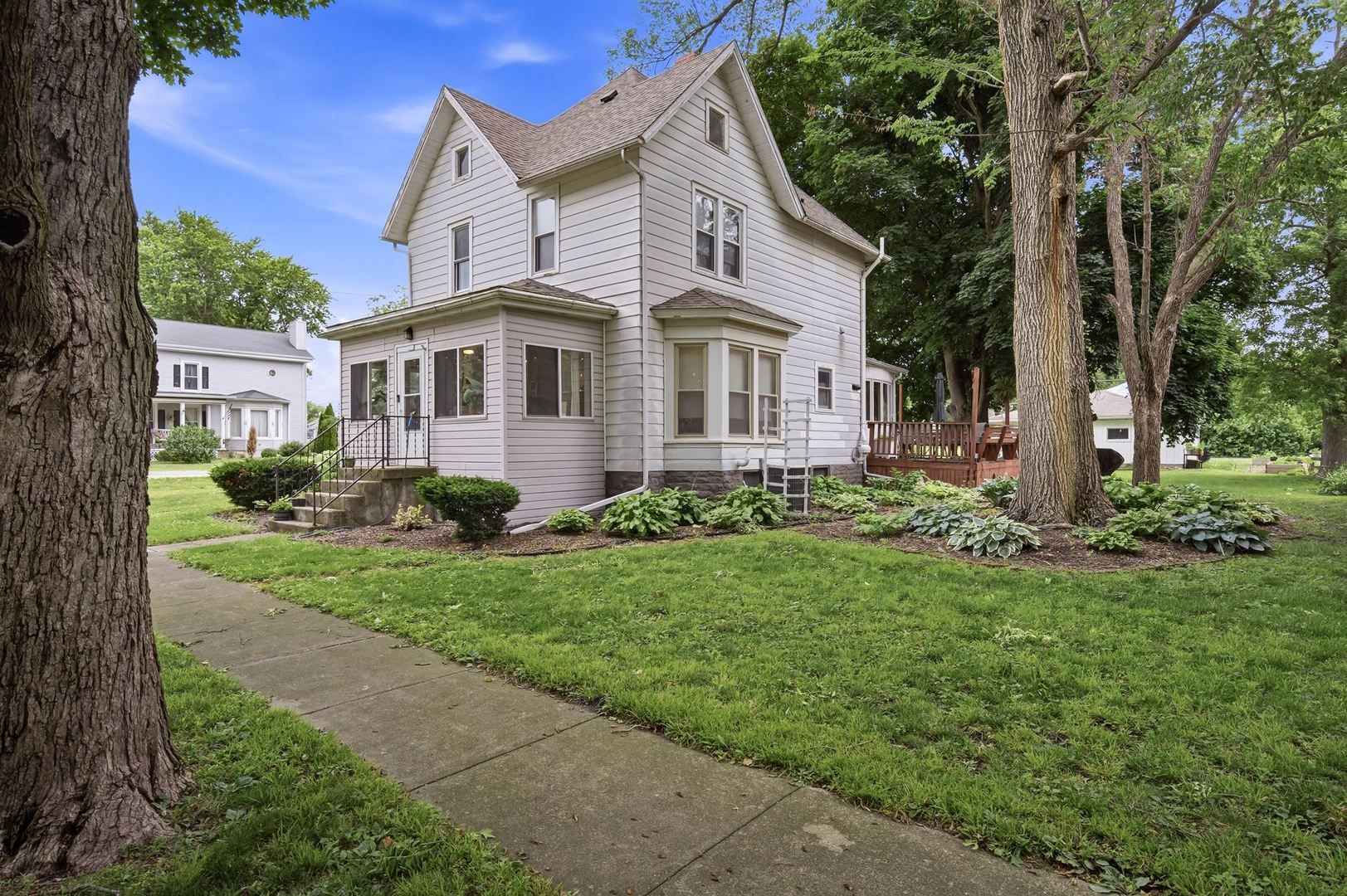 219 N Hickory Street — Wenona, IL 61377