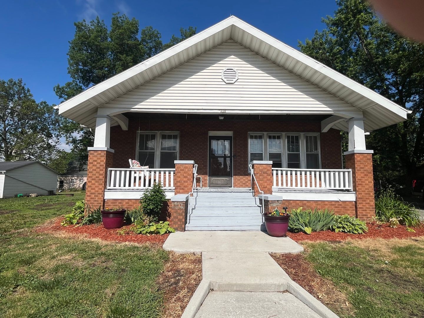 208 S Peoria Street — Bradford, IL 61421