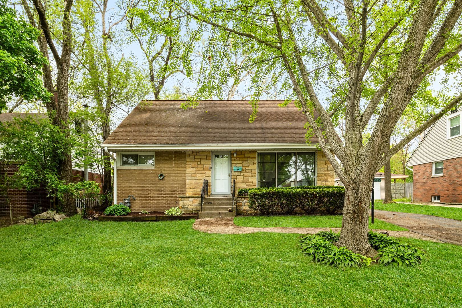2619 Alexander Street — Homewood, IL 60430
