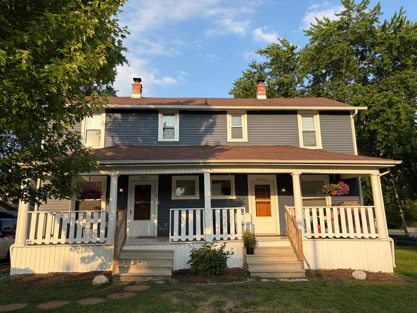 6S381 4th Street — Eola, IL 60519