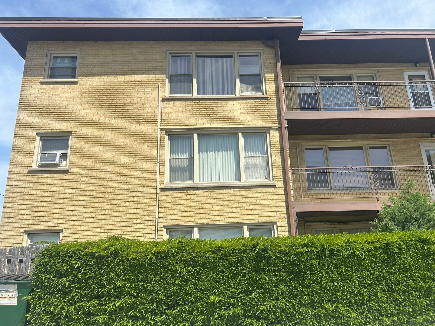 6737 W Irving Park Road #2A — Chicago, IL 60634