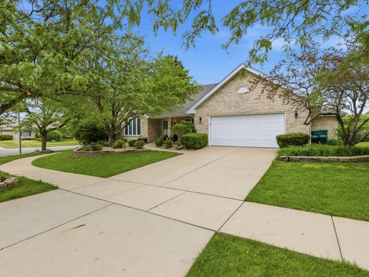 17557 Ryan Lane — Orland Park, IL 60467