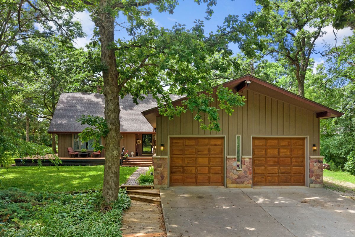 46W206 Felsmith Road — Hampshire, IL 60140